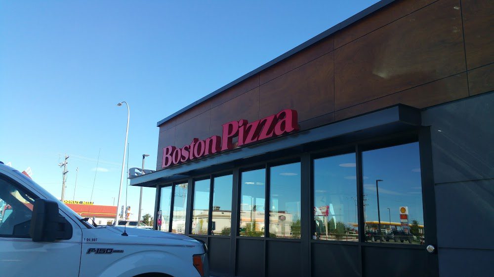 Boston Pizza Restaurants in Red Deer